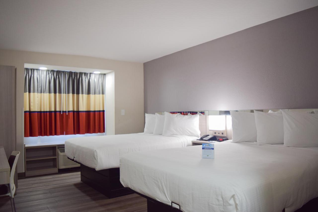 Travelers Inn And Suites Raleigh Esterno foto