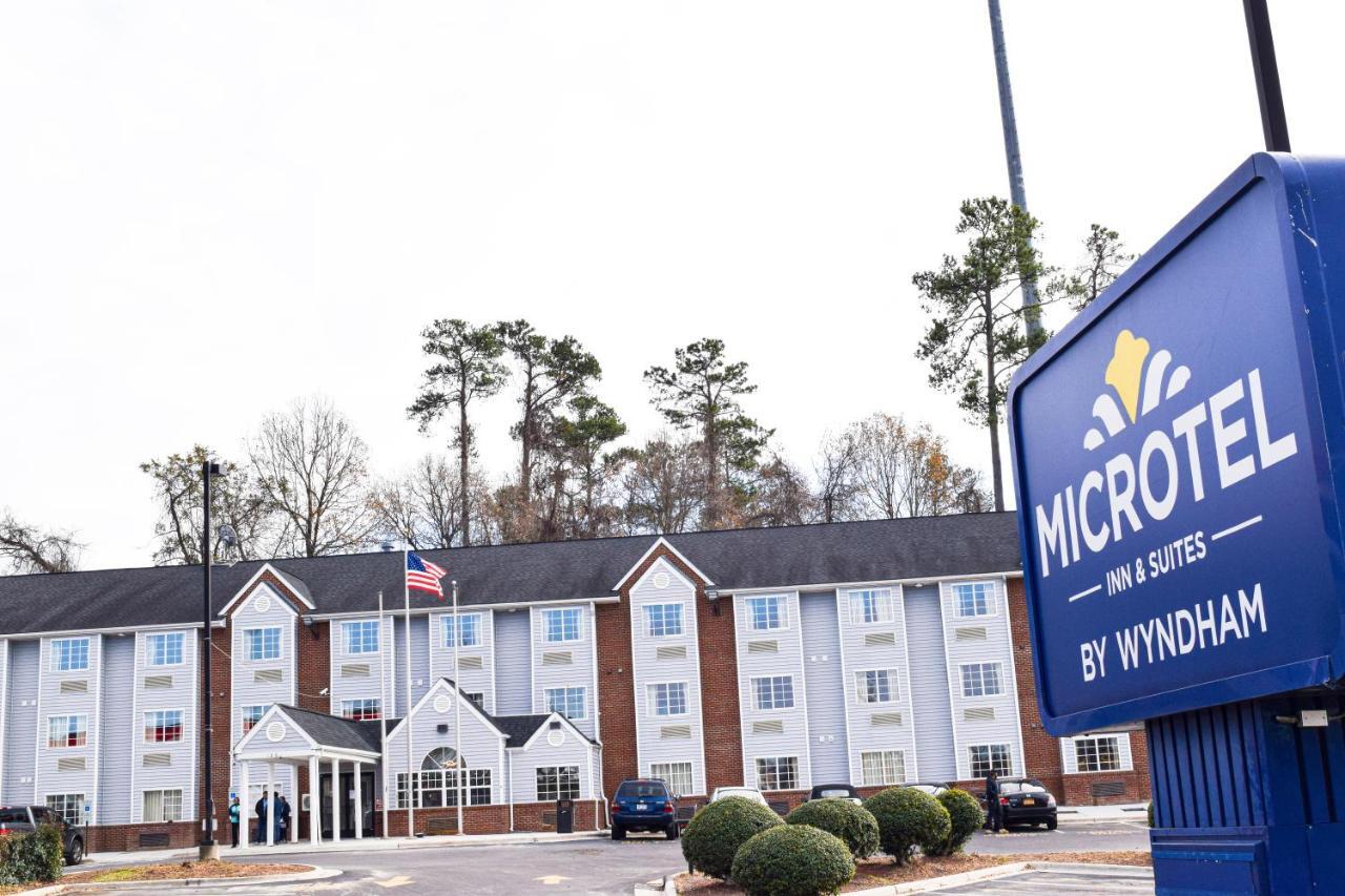 Travelers Inn And Suites Raleigh Esterno foto