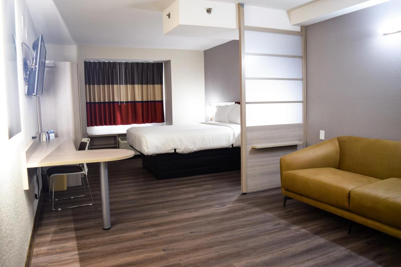 Travelers Inn And Suites Raleigh Esterno foto